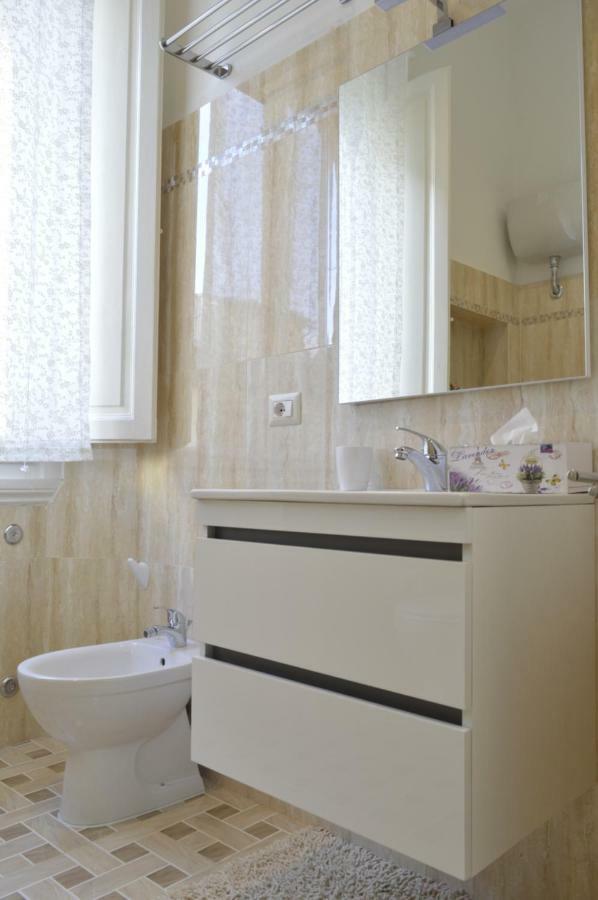 Relais Le Cento Botteghe Apartment Florence Exterior photo